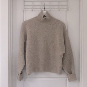 Zara oversized crop sweater size S